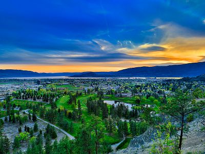From Dilworth Mountain overlooking Kelowna
